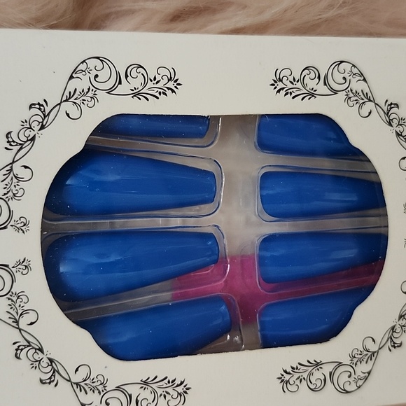 BOGO SALE!! Brand New BEAUTIFUL NAIL False Nails-XL - Picture 3 of 4